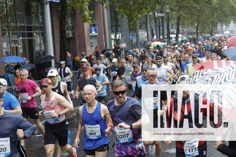 Leichtathletik 43. Mainova Frankfurt Marathon Start Frankfurt Main Hessen Deutschland