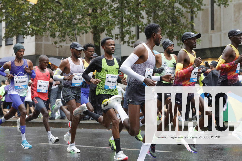 Leichtathletik 43. Mainova Frankfurt Marathon Start Frankfurt Main Hessen Deutschland