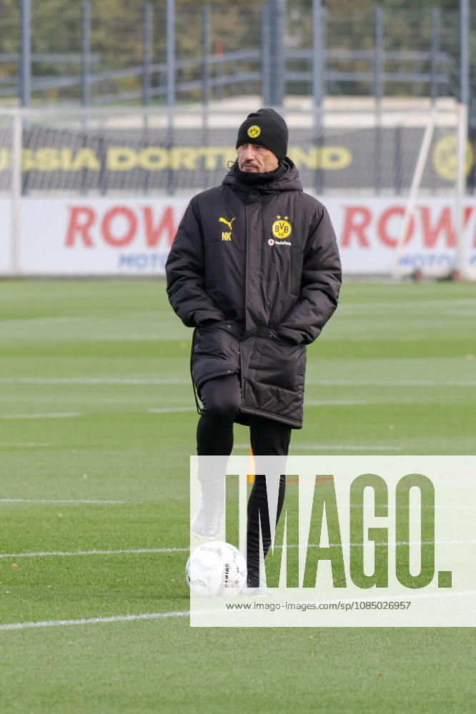 Fussball 1. Bundesliga, Borussia Dortmund - Training v.l. Niko Kovac (Borussia Dortmund) Dortmund