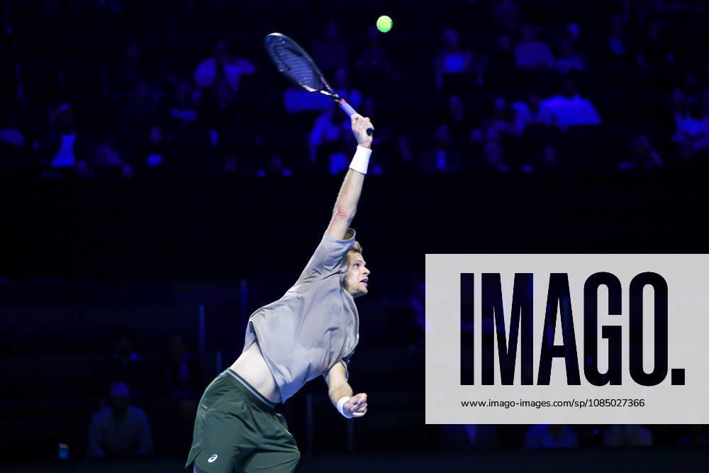 25th October 2026; St. Jakobshalle, Basel, Switzerland; ATP, Tennis Herren Tennis, Swiss Indoors Basel, Day 2; Qualifying final; Yannick Hanfmann of Germany serves AnthonyxBenoit