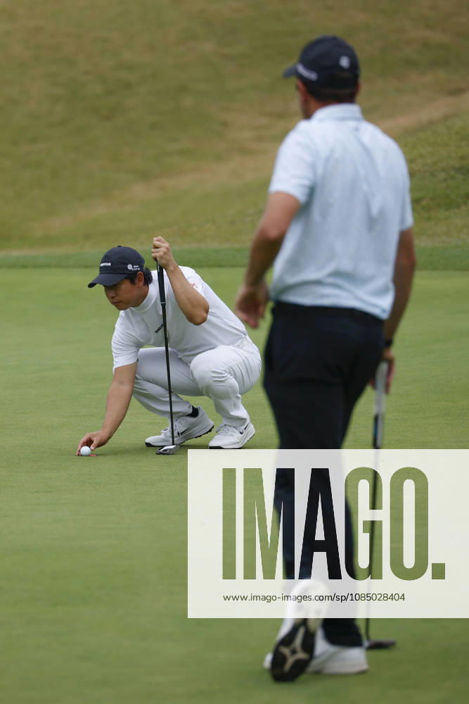 Oct 25, 2026-Cheonan, South Korea-Yuto KATSURAGAWA of Japan action on 16th Green during a DP World Tour Genesis Championship Final Round at Woo Jeong Hills CC in Cheonan, South Korea. Cheonan SOUTH KOREA - ZUMAr168 20261025_aap_r168_068