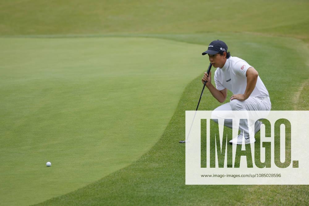 Oct 25, 2026-Cheonan, South Korea-Yuto KATSURAGAWA of Japan action on 18th Green during a DP World Tour Genesis Championship Final Round at Woo Jeong Hills CC in Cheonan, South Korea. DP Tour Genesis Championship Final Round - ZUMAr168 20261025_aap_r168_076