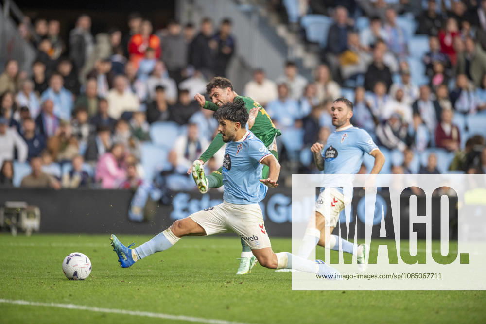 R.C. Cleta versus Real Betis Balompie; LA Liga EA Sports,matchday 10 Yoel Lago of Real Club Celta during the matchday 10 of LA Liga EA Sports R.C. Celta versus Real Betis on Octuber 25 2026 at Abanca Balaidos Stadium; Vigo Vigo Pontevedra Spain