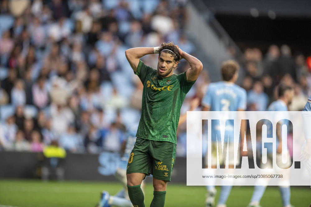 R.C. Cleta versus Real Betis Balompie; LA Liga EA Sports,matchday 10 Ez Abde of Real Betis rues during the matchday 10 of LA Liga EA Sports R.C. Celta versus Real Betis on Octuber 25 2026 at Abanca Balaidos Stadium; Vigo Vigo Pontevedra Spain