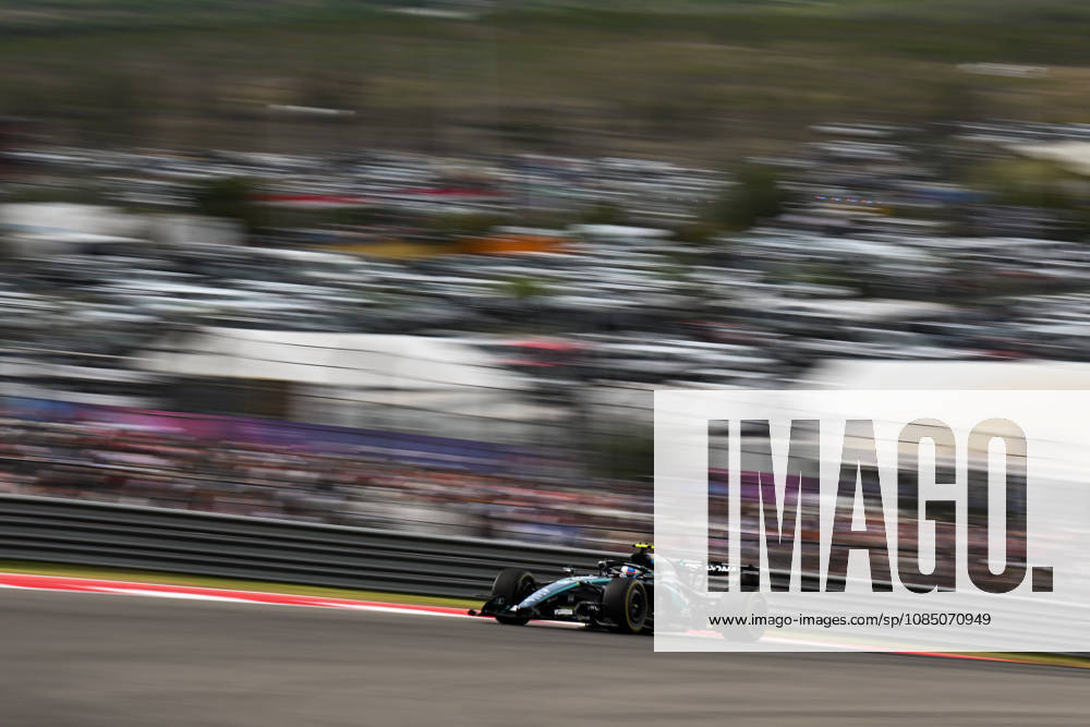 F1 - UNITED STATES GRAND PRIX 2026 12 KIMI ANTONELLI Andrea (ita), Mercedes AMG F1 Team W17, action during the 2026 Formula 1 United States Grand Prix, 18th round of the 2026 Formula One World Championship, WM, Weltmeisterschaft from October 23 to 25, 2026 on the Circuit of the America, in Austin, Texas, United States of America -