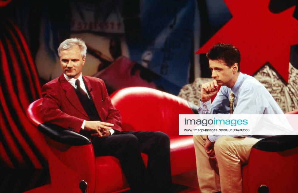 Stern TV Stern TV, RTL-Fernsehmagazin, Deutschland seit 1990, Moderator Günther Jauch mit Talkgast, Köln Nordrhein-Westfalen Deutschland