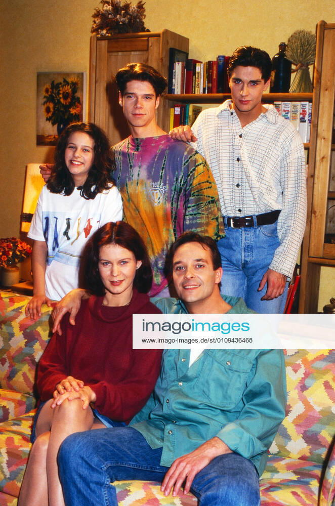 Unter uns Unter uns, Fernsehserie, Deutschland seit 1994, Darsteller: (?), Stephan Dürr, Oliver Bootz, Petra Blossey, Holger Franke, Deutschland
