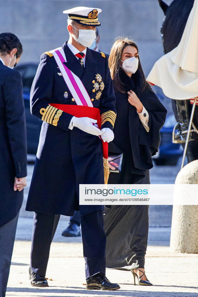 König Felipe VI. von Spanien und Königin Letizia von Spanien bei der Militärzeremonie Pascua Militar im Palacio Real. Madrid, 06.02.2021 Felipe VI. von Spanien, Letizia von Spanien