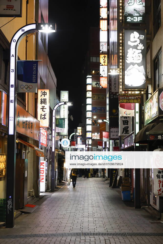 Fewer people than normal are seen at Shinjuku s shopping area after the establishments closed at 8 pm to stop the COVID-19 infections. Tokyo reported 1,494 new COVID-19 cases on January 10; following four days of over 2,000 cases, the daily infections count dropped for the first time after the state of emergency was declared in Tokyo, Kanagawa, Saitama, and Chiba prefectures. Tokyo Japan - ZUMAm191 20210110_zap_m191_030