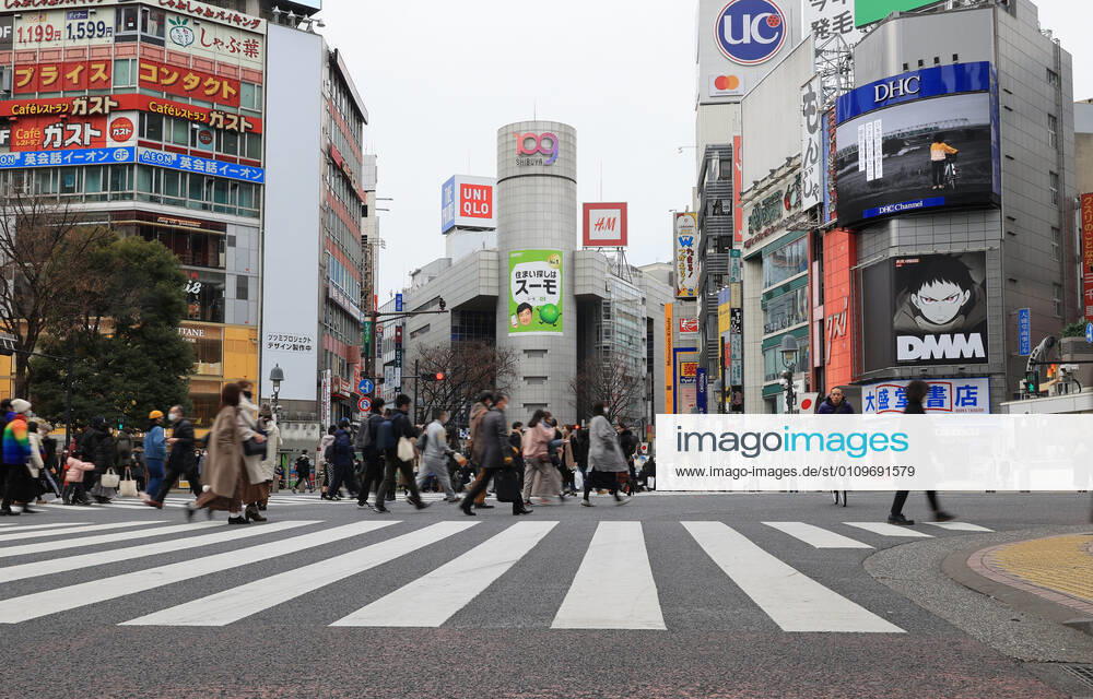 Tokyo, Japan -People cross a road at Shibuya fashion district amid outbreak of the new coronavirus in Tokyo on Monay, January 11, 2021 on a national holiday, Coming-of-Age Day. Prime Minister Yoshihide Suga declared a state of emergency on Tokyo and three neighboring prefectures. (151812182)