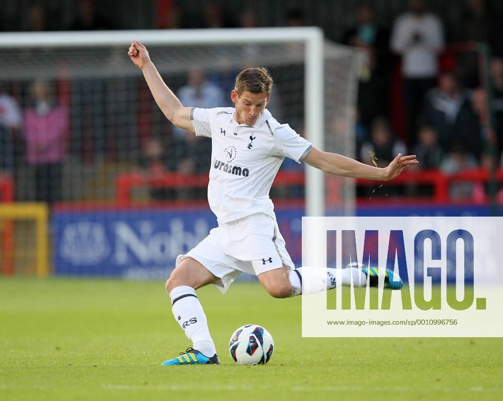 Tottenhams Jan Vertonghen in action..Pre-Season Stevenage Town v Tottenham Hotspur, The Lamex Stadium, Stevenage, 18th July 2012. Pic David Klein SPORTIMAGE .