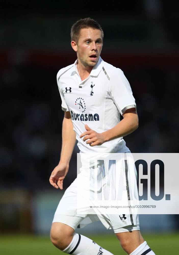 Tottenhams Gylfi Sigurdsson in action..Pre-Season Stevenage Town v Tottenham Hotspur, The Lamex Stadium, Stevenage, 18th July 2012. Pic David Klein SPORTIMAGE .