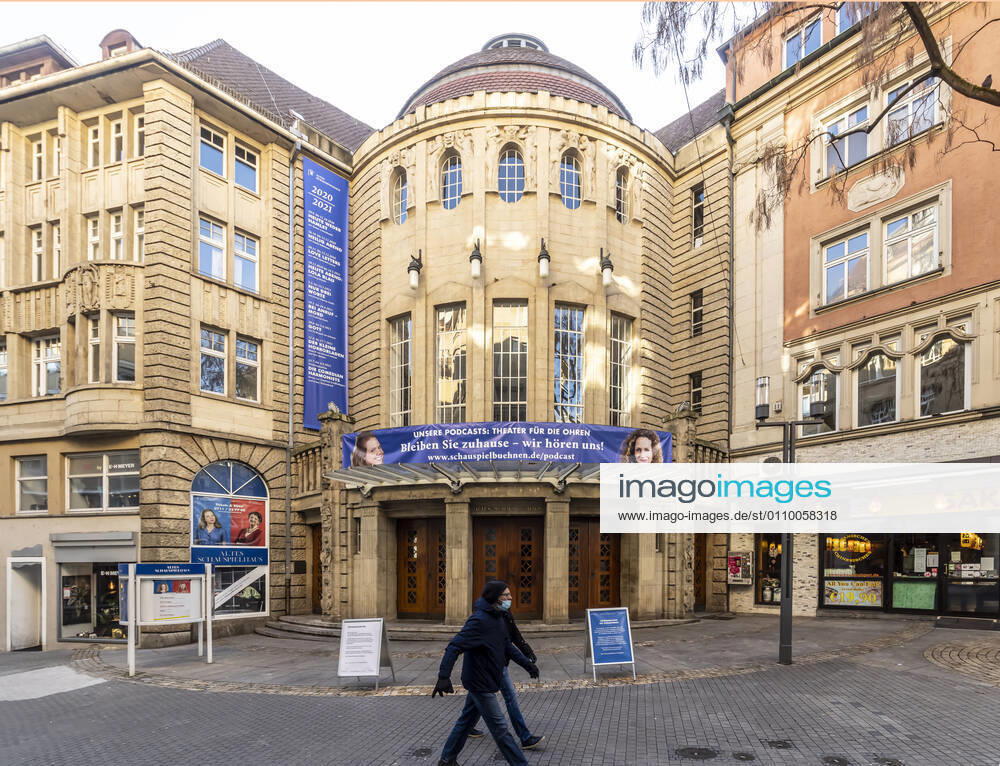 Schauspielbühnen und Kultur leiden unter der Corona-Pandemie. Das Alte Schauspielhaus in Stuttgart ist geschlossen. 15.01.2021, Deutschland, Baden-Württemberg, Stuttgart.