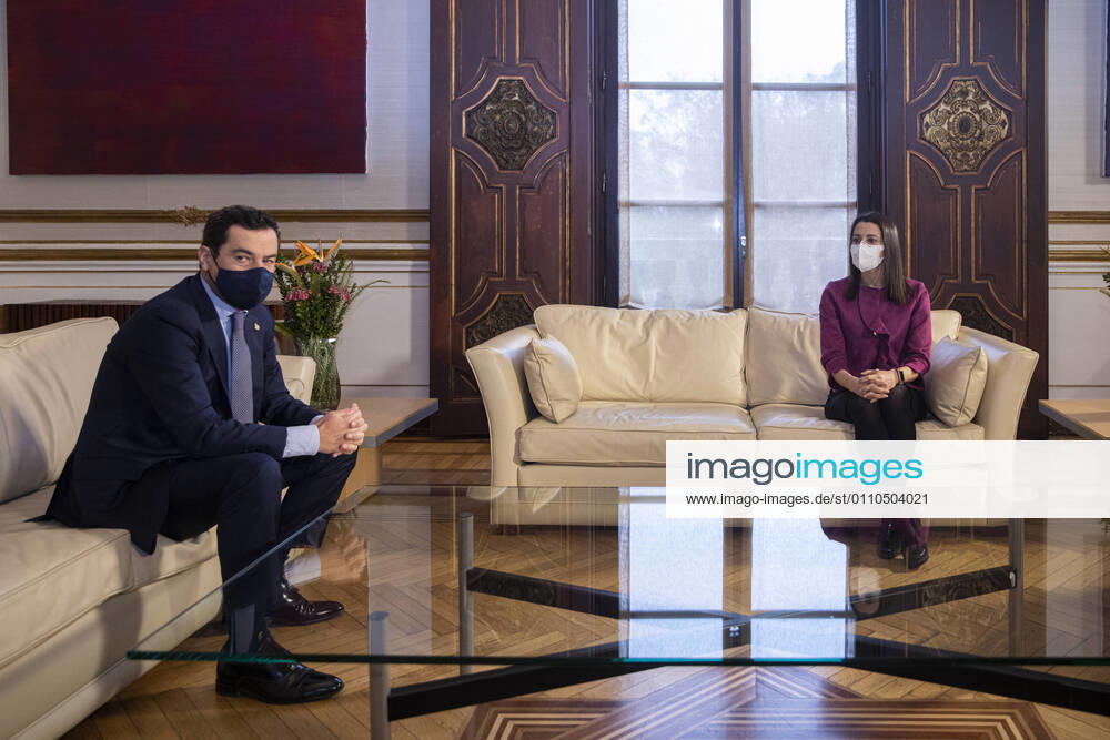 The President of the Junta de Andalucia, Juanma Moreno (i) during the meeting with the President of Ciudadanos (Cs), Ines Arrimadas (d), at the Palacio de San Telmo, Seville (Andalucia, Spain), on January 20, 2021. 20 JANUARY 2021 Maria JosÃ Lopez LagenciaEP 01 20 2021 Seville (Andalusia) Seville (Andalusia) Spain