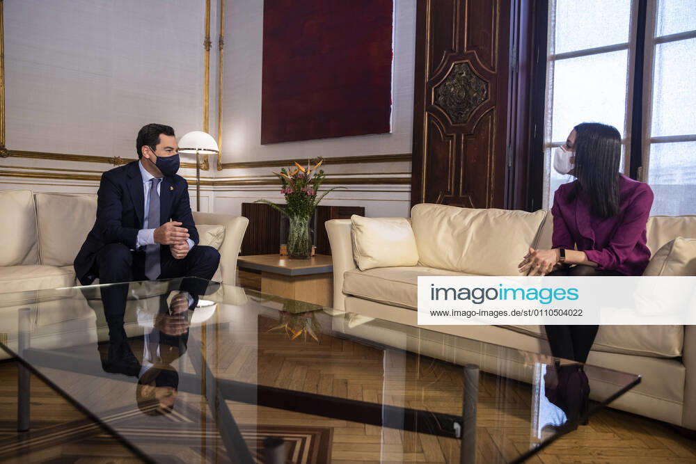 The President of the Junta de Andalucia, Juanma Moreno (i) during the meeting with the President of Ciudadanos (Cs), Ines Arrimadas (d), at the Palacio de San Telmo, Seville (Andalucia, Spain), on January 20, 2021. 20 JANUARY 2021 Maria Josà Lopez LagenciaEP 01 20 2021 Seville (Andalusia) Seville (Andalusia) Spain