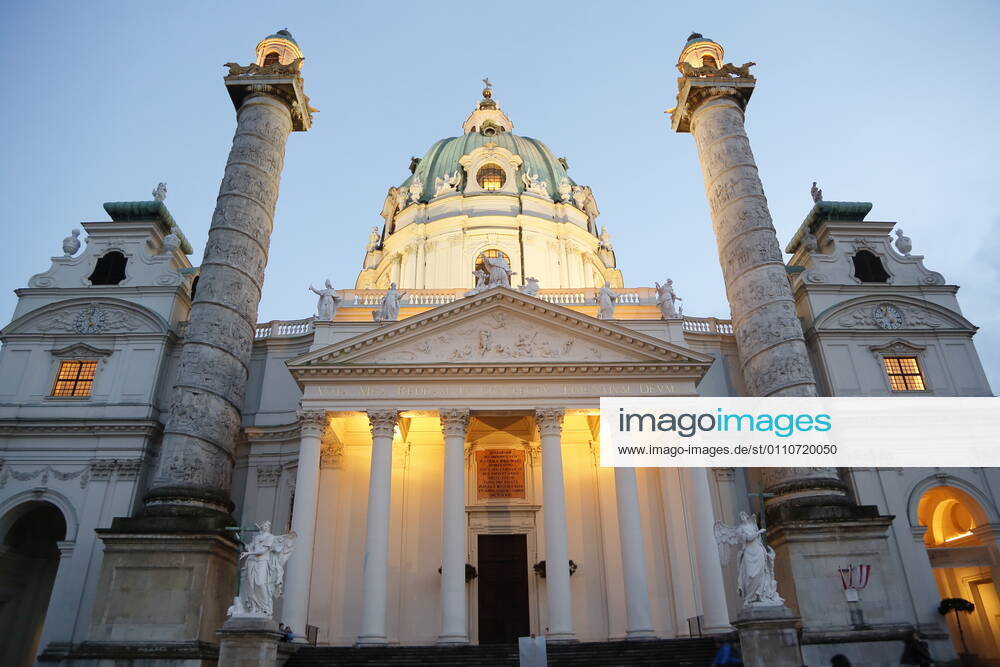 Covid-19: WIEN - 3. harter Lockdown Wien, 22.01.2021 Karlsplatz Karlskirche bei Nacht Nachtaufnahme Wien Austria