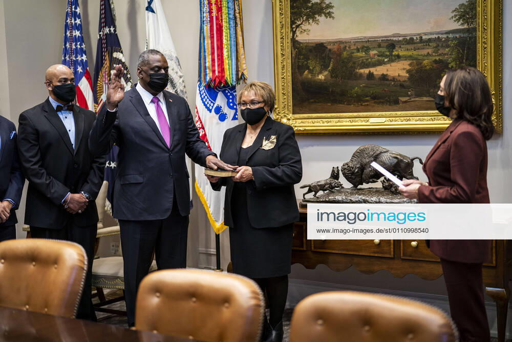 United States Vice President Kamala Harris takes part in a ceremonially swearing-in for Lloyd J. Austin III as Secretary of Defense, in the Roosevelt Room of the White House in Washington, DC on Monday, January 25, 2021 Washington USA - ZUMAs152 20210125_zaa_s152_008
