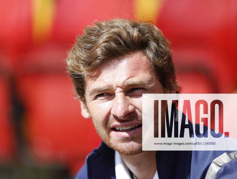 Tottenhams Andre Villas-Boas looks on..Pre-season friendly, FC Watford v Tottenham Hotspur, Vicarage Road, London, 5th August 2012. .
