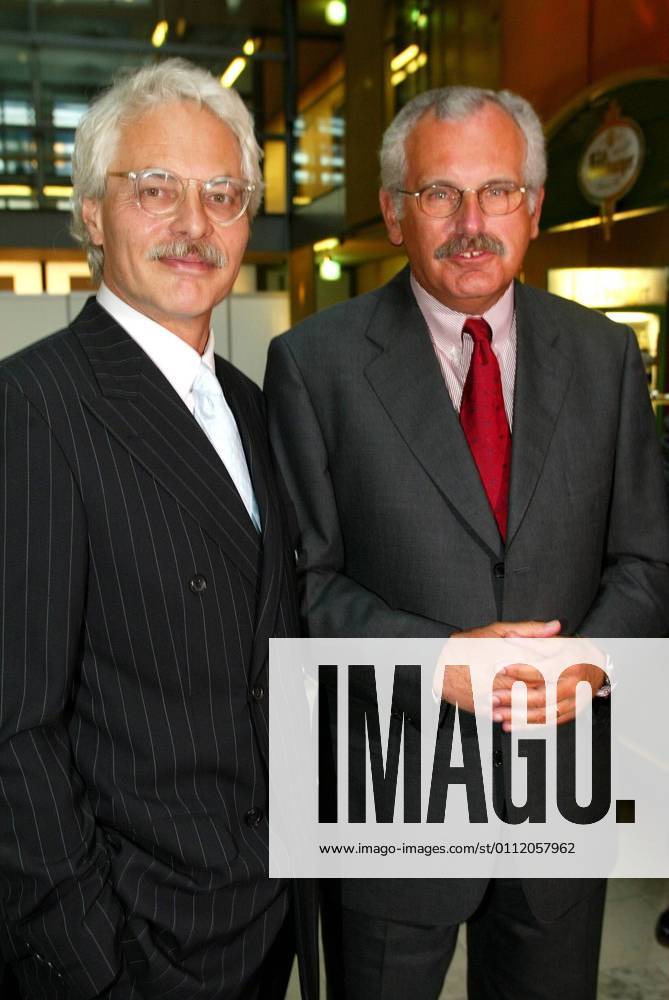 Deppendorf Foto: IMAGO. Herrmann : Thema: Verabschiedung von Ulrich Deppendorf Chef des ARD Hauptstadtbueros in Berlin. MIt seinem Nachfolger Thomas Roth (l)
