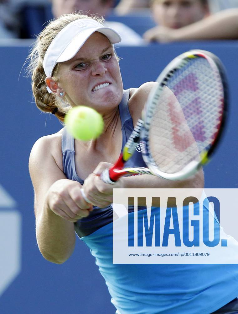 Melanie Oudin hits a backhand in first round match at the 2012 U.S. Open Tennis Championships in Arthur Ashe Stadium at the Billie Jean King National Tennis Center in New York City on August 27, 2012. NYP20120827104