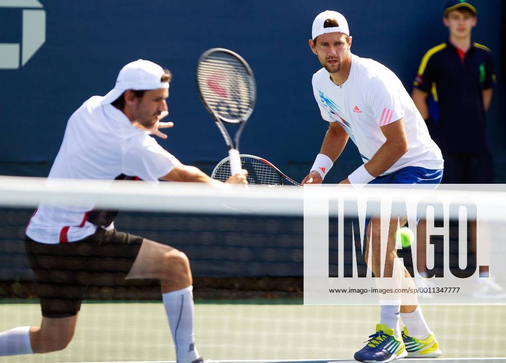 TENNIS - ATP, US Open 2012 NEW YORK CITY,NEW YORK,USA,01.SEP.12 - TENNIS - ATP Tennis Herren World Tour, US Open 2012, Grand Slam, Flushing Meadows, Doppel. Bild zeigt Philipp Petzschner (GER) und Jürgen Melzer (AUT).