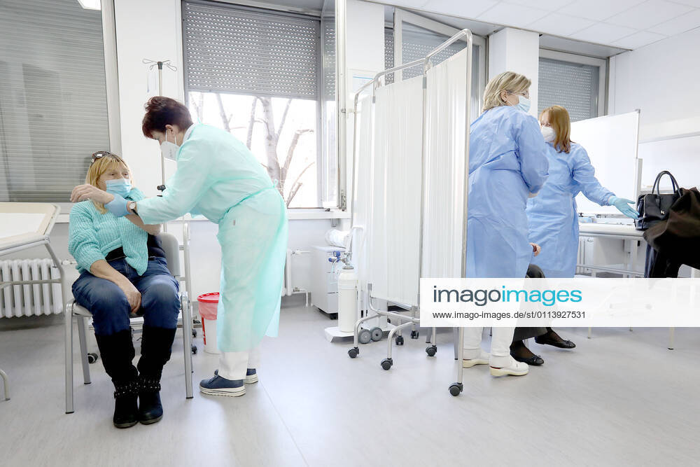 Vaccination in Zagreb, Croatia A woman receive coronavirus disease (COVID-19) vaccine during a mass vaccination in Zagreb, Croatia on February 23, 2021 PatrikxMacek PIXSELL