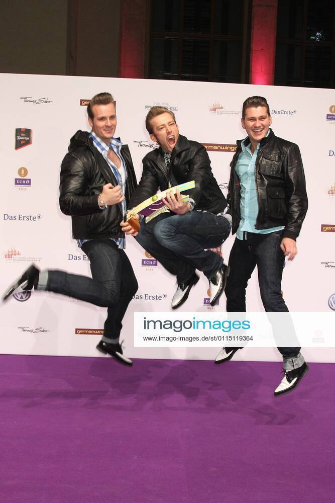 The Baseballs beim Echo 2011 - dem Deutschen Musikpreis am Roten Teppich in der Messe Berlin am Funkturm. Es ist der 20. Echo. 20 Jahre Echo.