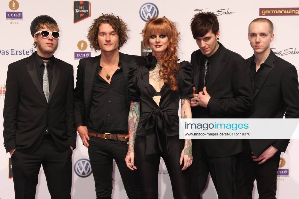 Band Jennifer Rostock beim Echo 2011 - dem Deutschen Musikpreis am Roten Teppich in der Messe Berlin am Funkturm. Es ist der 20. Echo. 20 Jahre Echo.