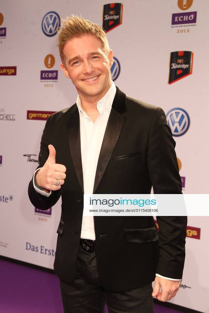 Christoff der Superstar aus Belgien beim Echo 2012 dem Deutschen Musikpreis auf dem Roten Teppich vor der Verleihung in der Messe Berlin.
