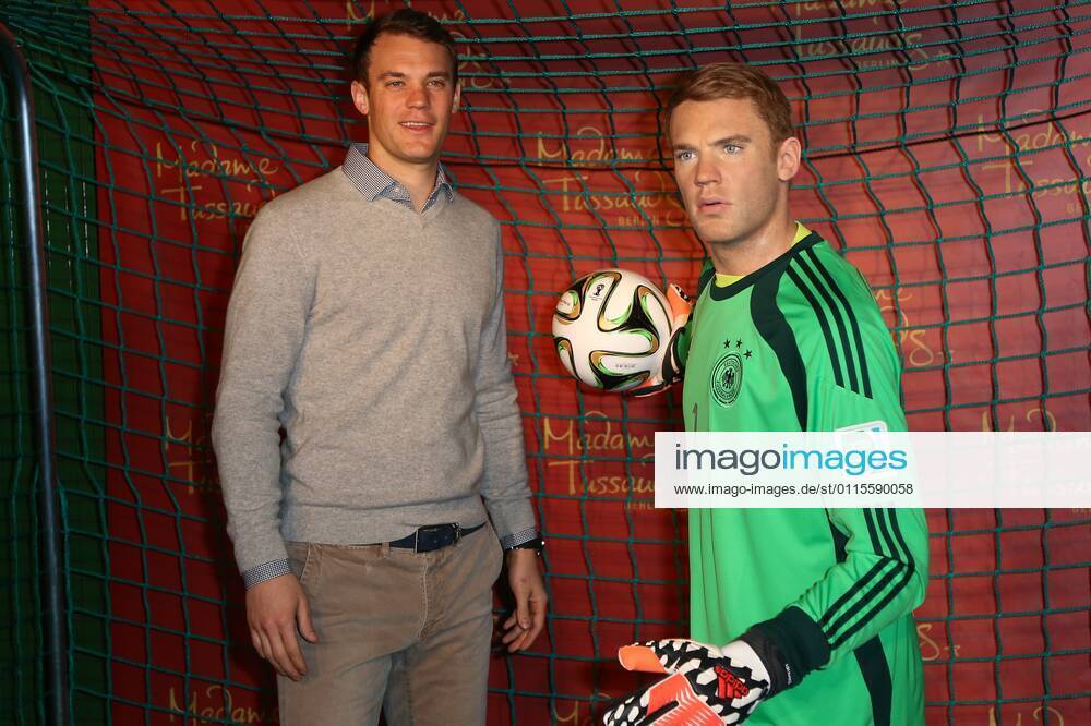 Einweihung der Manuel Neuer Wachsfigur durch Manuel Neuer im Madame Tussauds Berlin.
