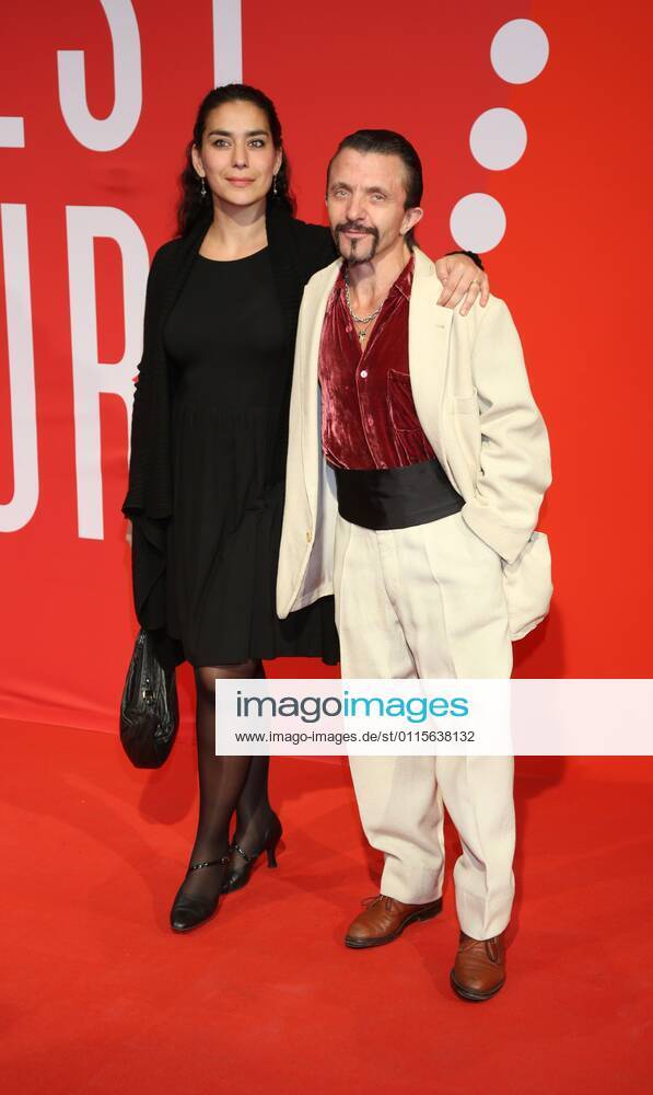 David Bennent mit Ehefrau Kavita Chohan , Eroeffnung des 23. FILMFEST HAMBURG und die Verleihung des Douglas Sirk Preises im Cinemaxx Kinos Hamburg ,