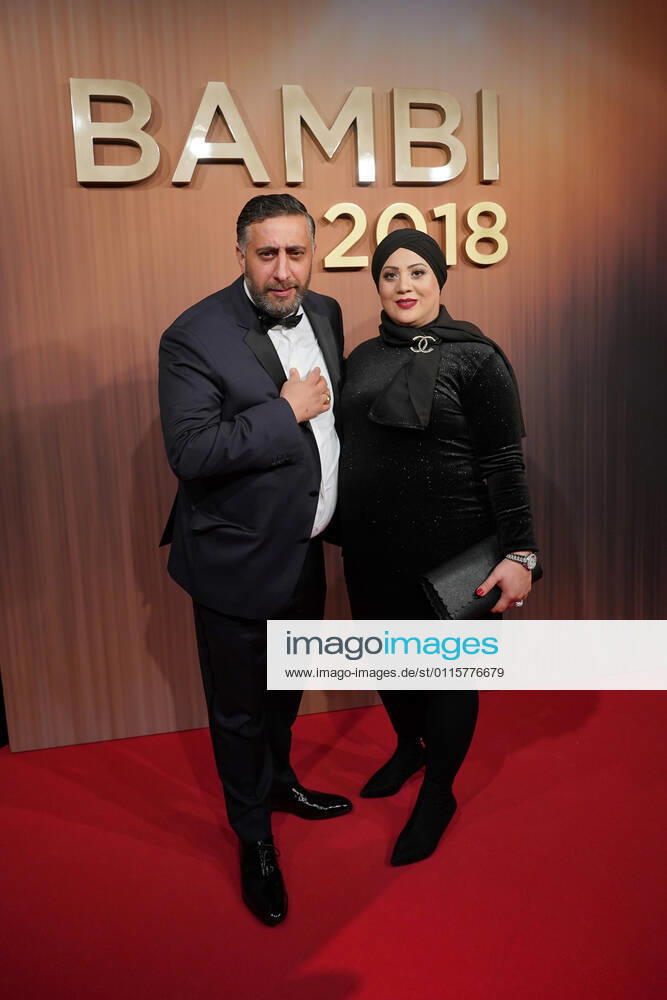 Kida Khodr Ramadan mit schwangerer Frau Meryem Ramadan Verleihung des BAMBI 2018 im Theater am Potsdamer Platz in Berlin
