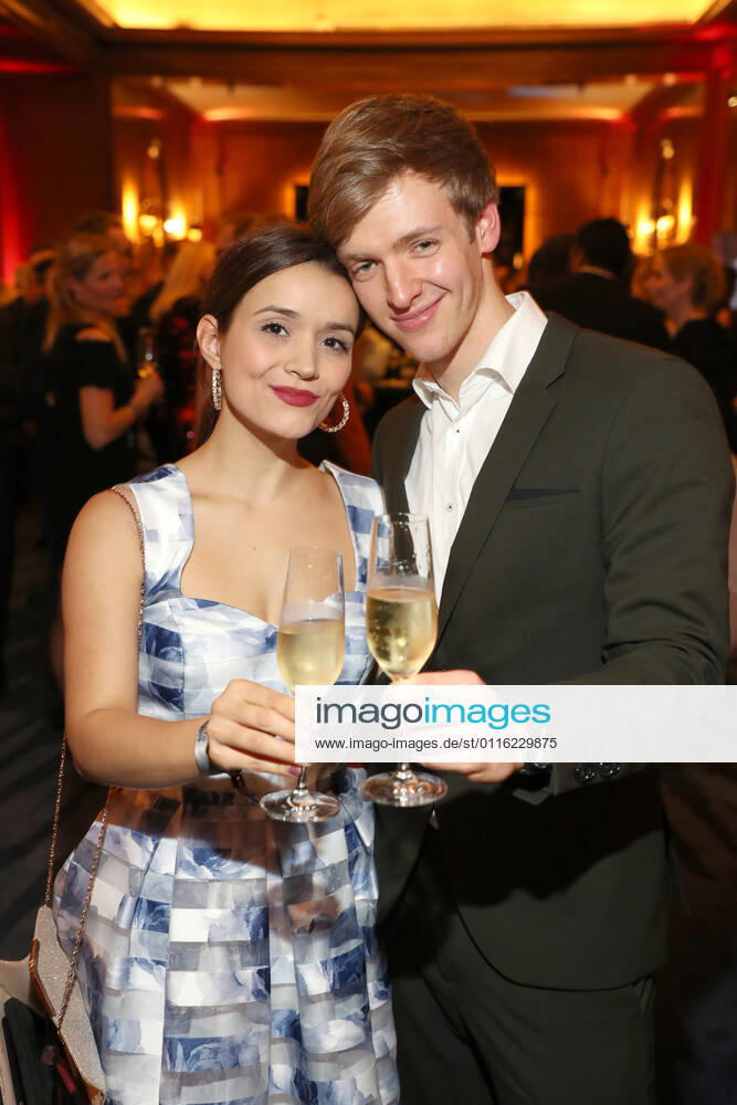 Timur Bartels mit Freundin Michelle Math Tribute to Bambi im Kurhaus und Casino Baden-Baden