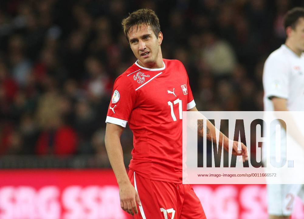 12.10. 2012 Stade de Suisse Bern , SCHWEIZ , Herren WM Qualifikationsspiel Saison 2012 2013 Schweiz - Norwegen Mario Gavranovic (Schweiz) ; Einzelbild , Aktion ,