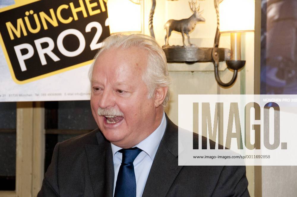 München, Presseinformation zu München PRO22, Olympische und Paraolympische Winterspiele 2022, Mario Schmidbauer CSU Stadtrat im Ratskeller