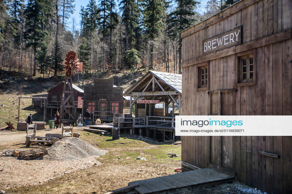 The famous cowboy village Roswell, located in the Municipality of Fužine, opened its doors to visitors The village of Roswell, where the film Winnetou was filmed, opened its doors to visitors in Fuzine, Croatia on April 24, 2021. NelxPavletic PIXSELL