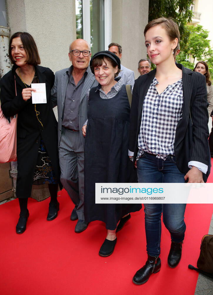 Angela Winkler, Volker Schloendorff und Katharina Thalbach mit enkelin Nellie - Blechtrommel Ð DirectorÕs Cut Screening in Berlin on 07.06.2014