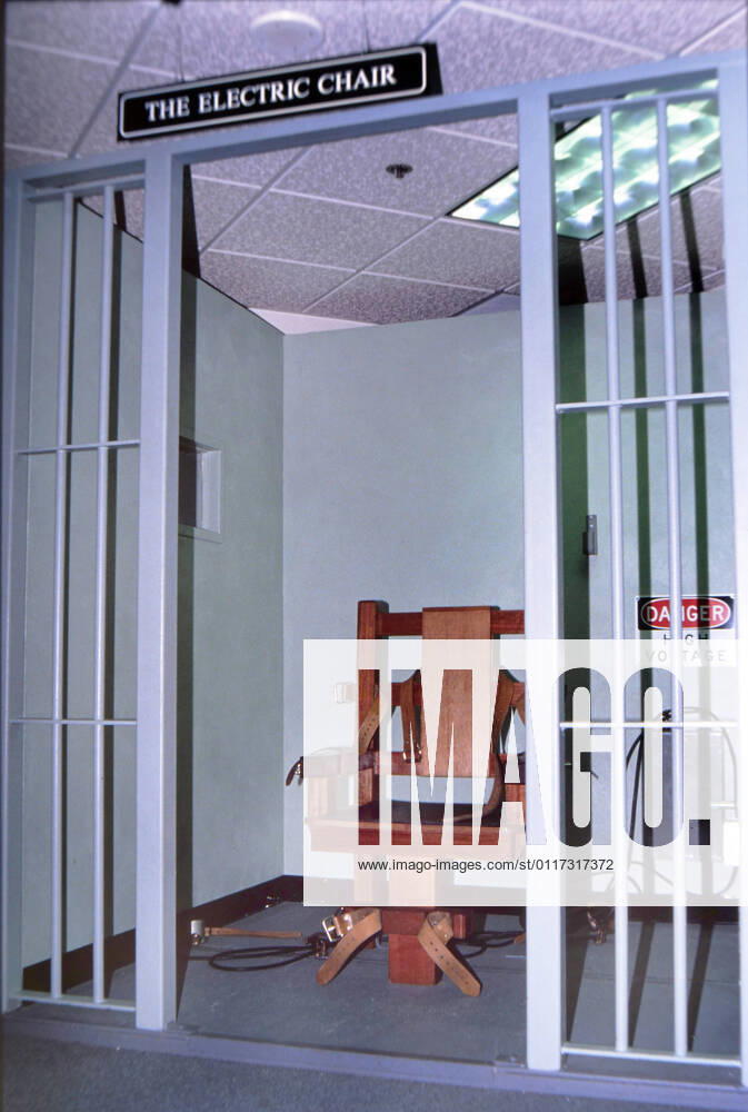 Elektrischer Stuhl im Polizeimuseum Miami Beach. Todesstrafe