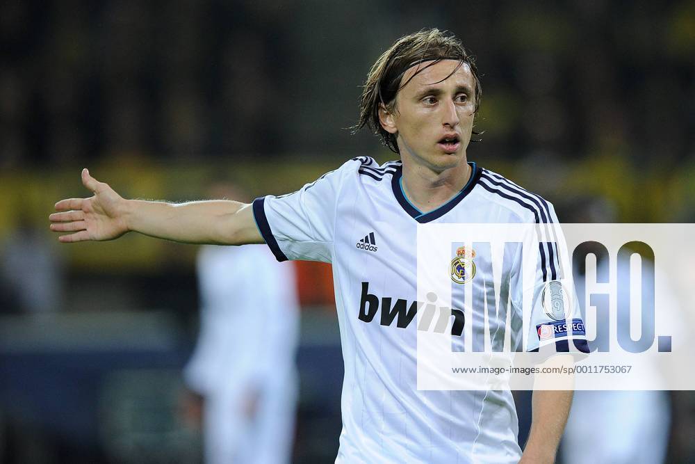 Fußball Champions League Borussia Dortmund - Real Madrid am 24.10.2012 im Signal Iduna Park in Dortmund Luka Modric ( Madrid )
