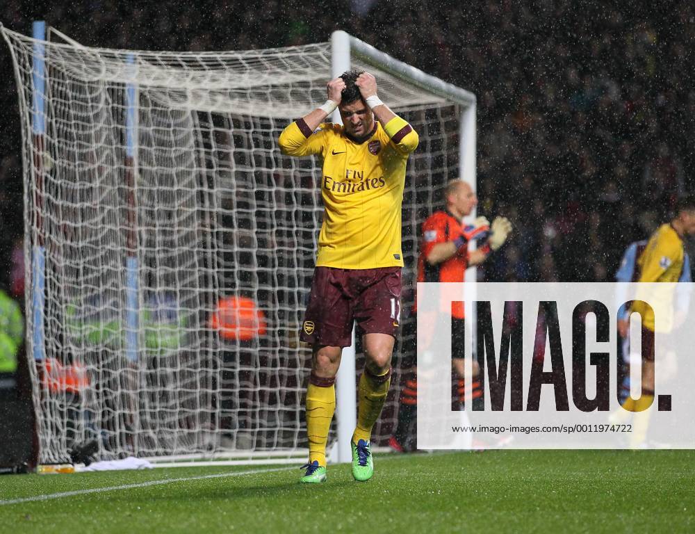 Arsenal s Olivier Giroud looks on dejected after a missed chance..Aston Villa v Arsenal FC London -Premier League- Villa Park, Brimingham- 24 11 12 - .