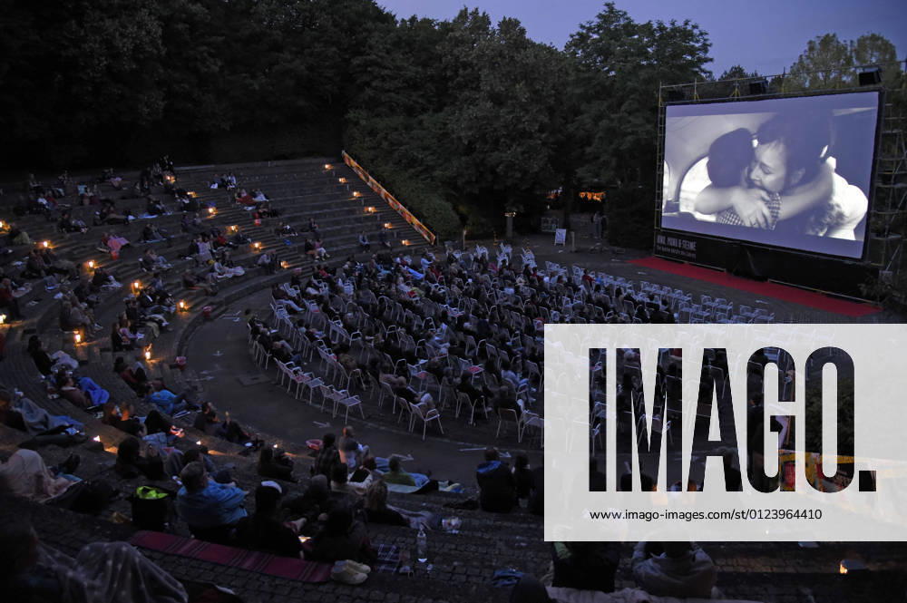 Premiere des Kinofilms Lieber Thomas auf dem 38. Filmfest München im Open Air-Kino Kino Mond & Sterne im Westpark. München