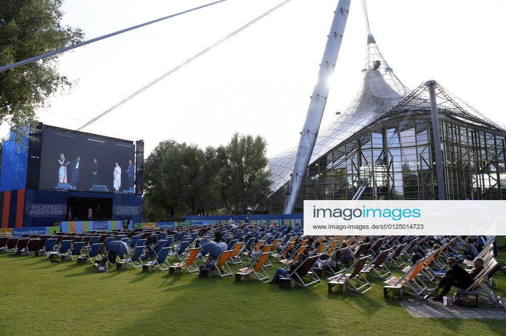 Premiere des Kinofilms Mein Sohn auf dem 38. Filmfest München im Open Air Kino am Olympiasee. München