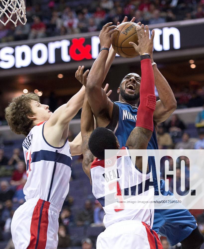 Jan. 25, 2013 - Washington, District of Columbia, U.S. - Minnesota Timberwolves power forward DERRICK WILLIAMS (7) is fouled while trying to shoot over Washington Wizards small forward JAN VESELY (24), left and shooting guard BRADLEY BEAL (3) during the first half of their game played at the Verizon Center in Washington, D.C. Friday. NBA Basketball Herren USA 2013 - Wizards Defeat Timberwolves 114-101 - ZUMAber