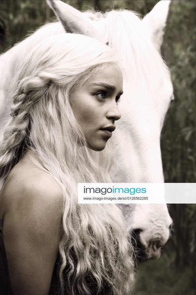 Emilia Clarke Characters: Daenerys Targaryen Television: Game Of Thrones (TV-Serie) USA 2011-