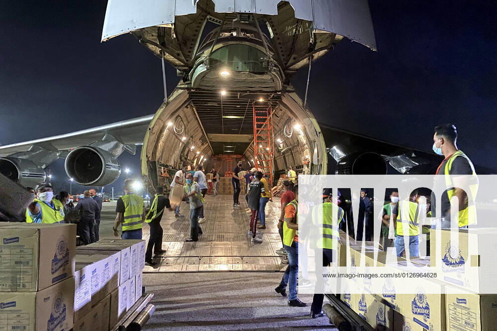 Unloading an Antonov An-124 Ruslan transport aircraft of the Russian Aerospace Forces that has delivered food and medical supplies. Humanitarian aid is delivered to Cuba amid the COVID-19 pandemic following an order of Russian President Vladimir Putin. Yevgeny Zadorozhny TASS TS1097B1