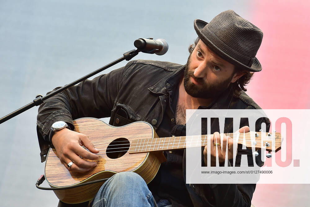 My Jewish Soundtrack im Sommergarten des JMB My Jewish Soundtrack im Sommergarten des JMB My Jewish Soundtrack Daniel Kahn (Musiker) My Jewish Soundtrack, zum Gespräch im Sommergarten auf die Frage: Gibt es einen jüdischen Sound? in Berlin am 29.07.2021