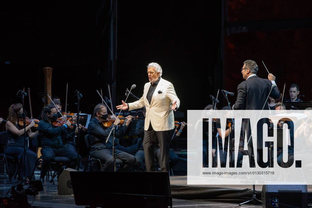 Spanish tenor Placido Domingo performs on stage during his concert at the Starlite festival in Marbella, Malaga, southern Spain, 18 August 2021. Placido Domingo performs at Starlite !ACHTUNG: NUR REDAKTIONELLE NUTZUNG!