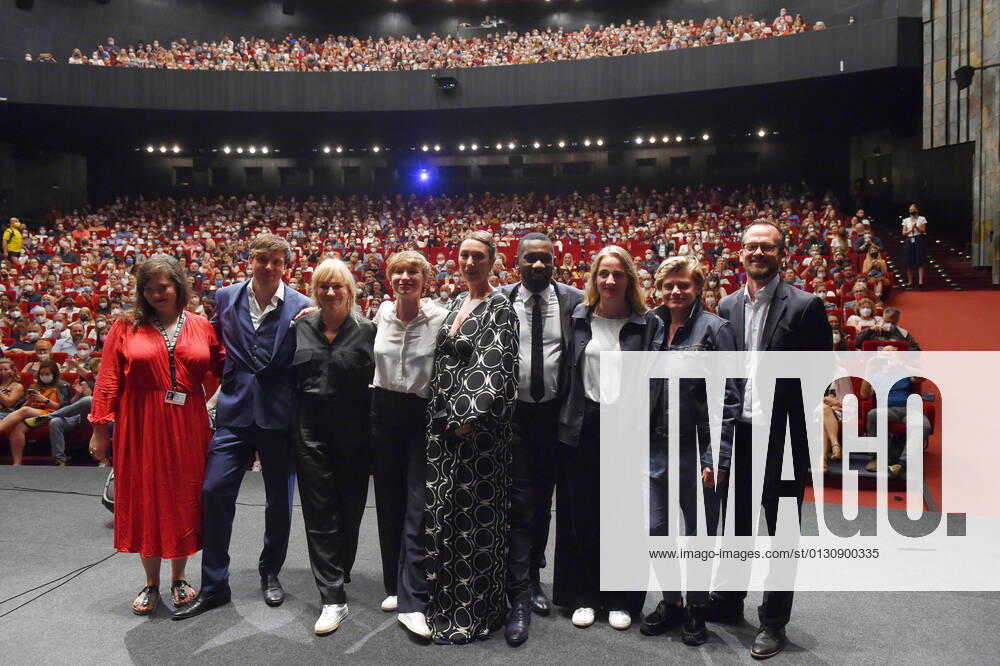 Actor Passi Balende (4th right), Director Lisa Bierwirth (4th left) and actress Ursula Strauss (centre) presented the world premiere of the German film Prince, at the 55th Karlovy Vary International Film Festival (KVIFF), on August 21, 2021, in Karlovy Vary, Czech Republic. (CTKxPhoto SlavomirxKubes) CTKPhotoP2021082106063 KBS_08kk