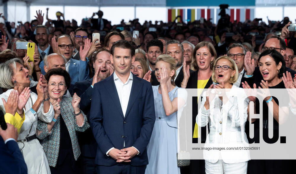 20210828 39th Ordinary Federal Party Congress of OEVP ST. POELTEN, AUSTRIA - AUGUST 28: Federal Chancellor Sebastian Kurz (OEVP) when announcing the election result at the 39th Ordinary Federal Party Congress of OEVP at VAZ on August 28, 2021 in St. Poelten, Austria. ST. POELTEN, OESTERREICH - 28. AUGUST: Bundeskanzler Sebastian Kurz (OEVP) bei der Bekanntgabe des Wahlergebnisses beim 39. Ordentlichen Parteitags der OEVP im VAZ am 28. August 2021 in St. Poelten, Oesterreich. 210828_SEPA_32_050