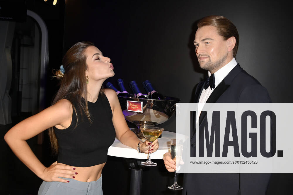 Maxime Herbord bei der Enthüllung der Wachsfigur von Leonardo DiCaprio im Madame Tussauds. Berlin